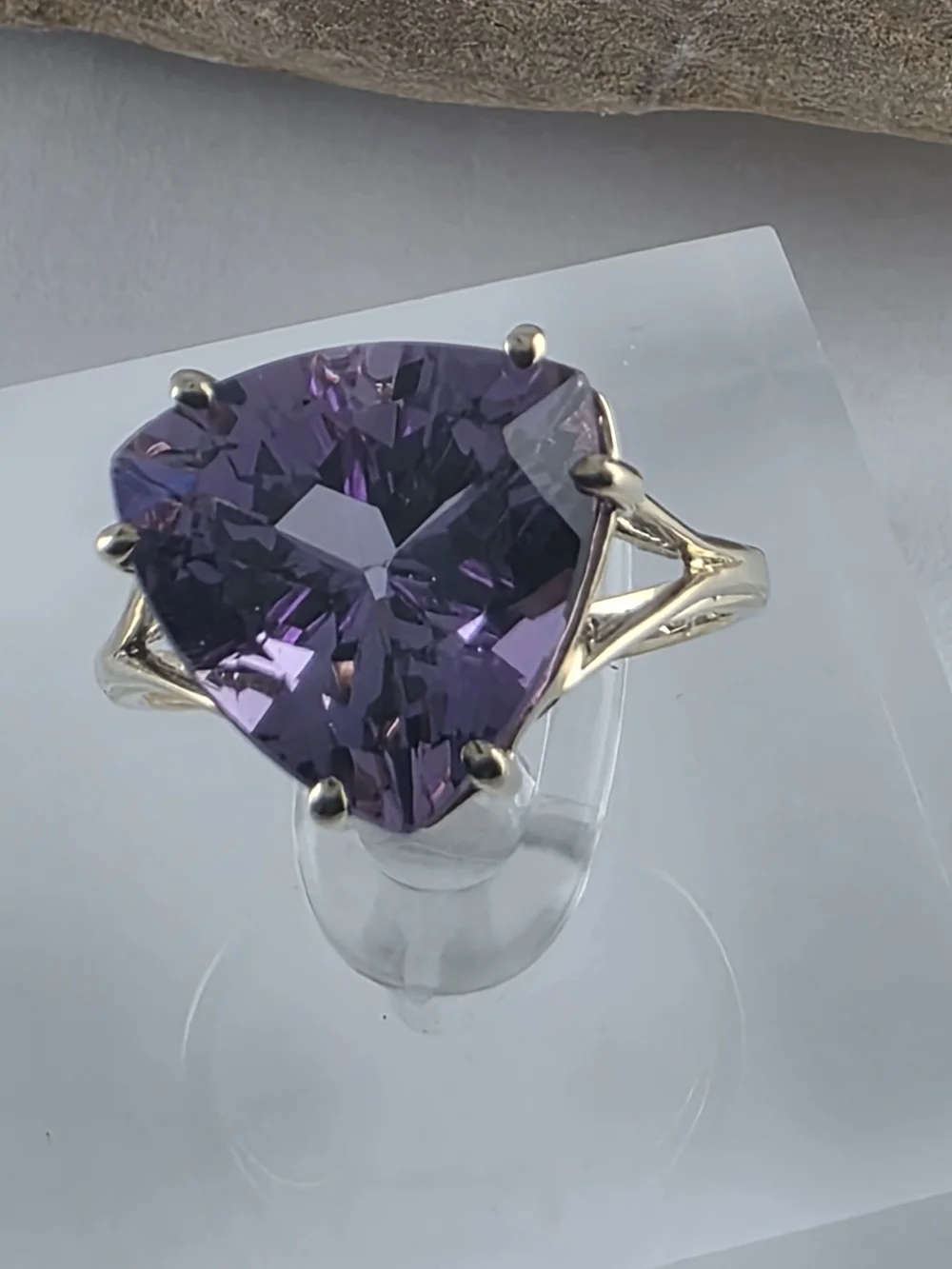 10K Yellow Gold Amethyst Cocktail Ring Size 6, Solid Gold! 👌🎁